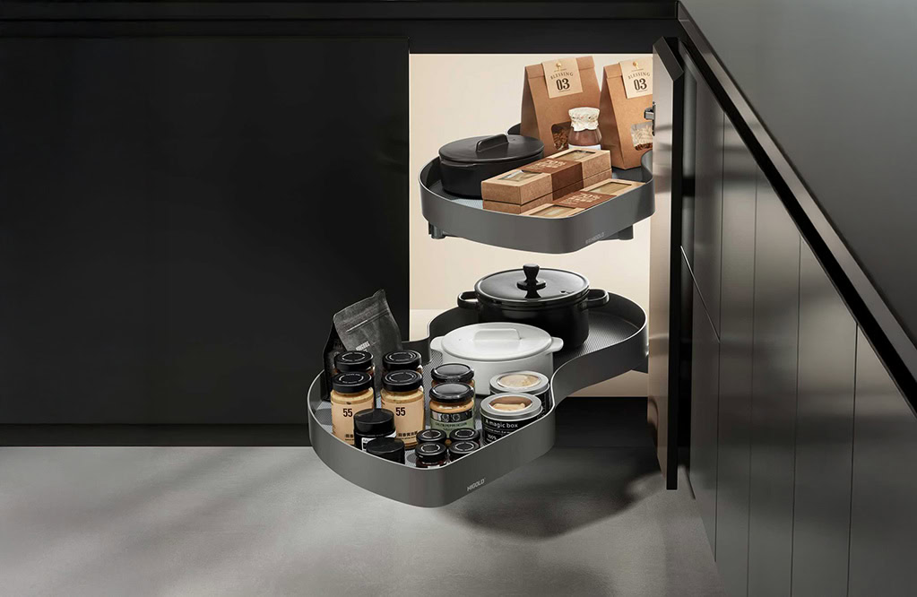 Swing Corner Unit